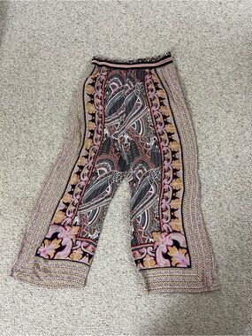 Maeve Wide-Leg Patterned Palazzo Pants in Black, Pink, Gold